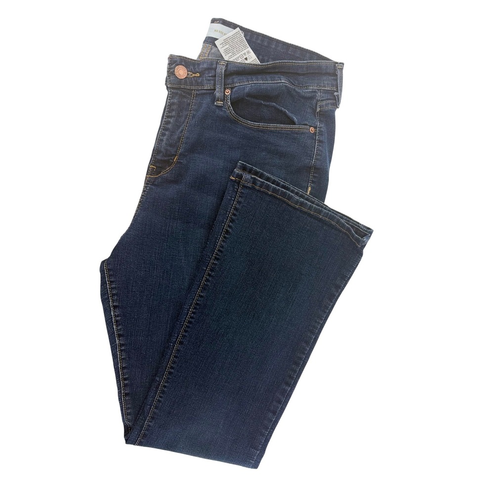 Signature Levi Strauss Mid Rise Bootcut Jeans 16S X 30L Cotton Blend Dark Blue